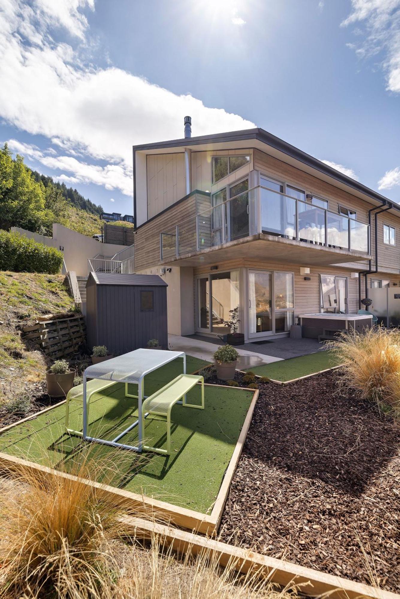 Lakeside Mountain Haven Queenstown Dış mekan fotoğraf