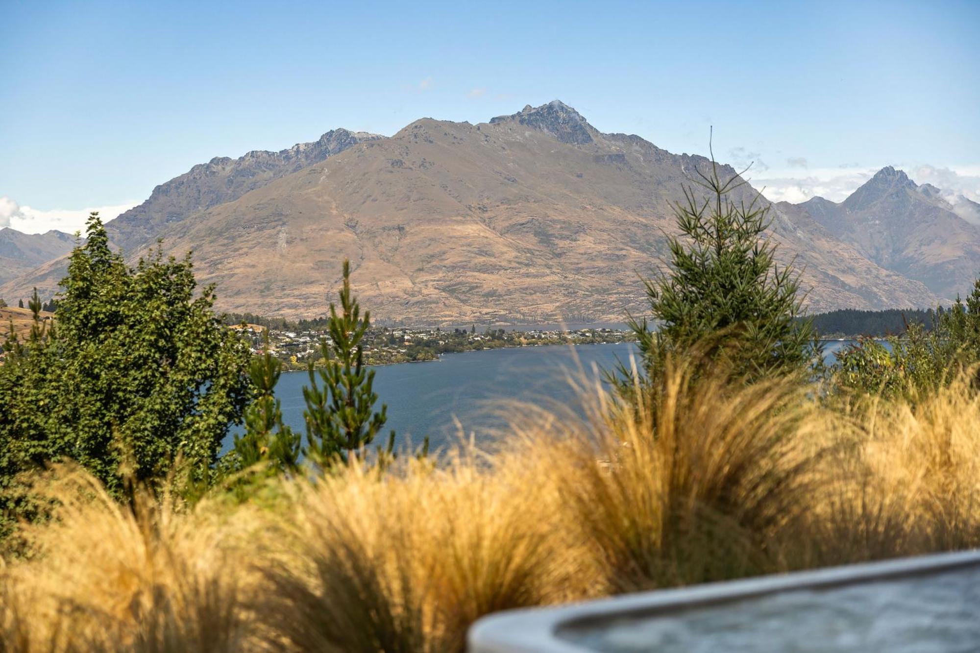 Lakeside Mountain Haven Queenstown Dış mekan fotoğraf