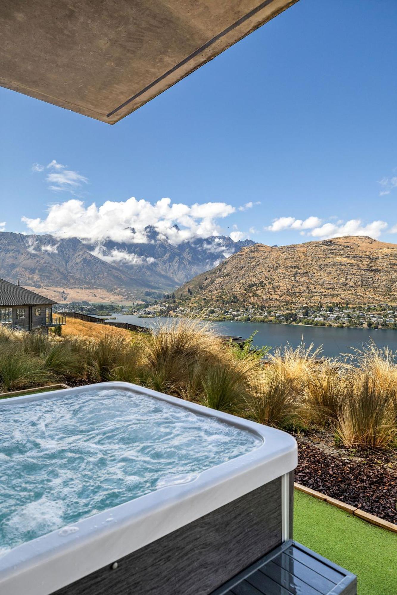 Lakeside Mountain Haven Queenstown Dış mekan fotoğraf